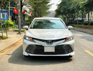 Xe Toyota Camry 2.0G 2019