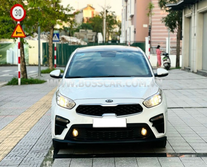 Kia Cerato 1.6 AT Deluxe