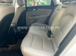 Xe Kia Cerato 1.6 AT Deluxe 2018