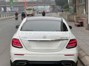 Xe Mercedes Benz E class E300 AMG 2020