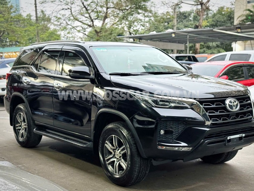 Toyota Fortuner 2.4G 4x2 AT