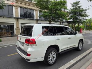 Xe Toyota Land Cruiser VX 4.6 V8 2016