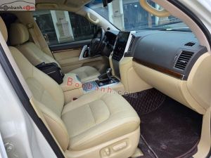 Xe Toyota Land Cruiser VX 4.6 V8 2016