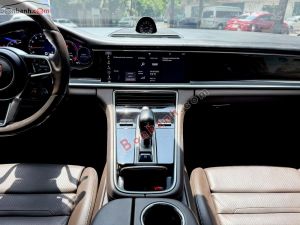 Xe Porsche Panamera 3.0 V6 2018