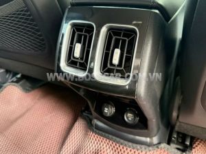 Xe Kia Sorento Luxury 2.2 AT 2024