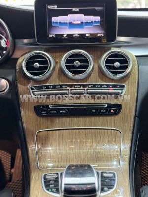 Xe Mercedes Benz GLC 250 4Matic 2018