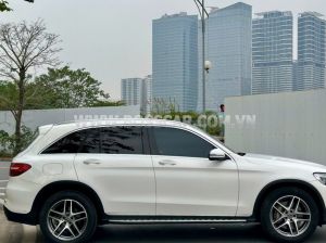 Xe Mercedes Benz GLC 300 4Matic 2017