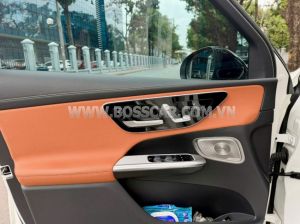 Xe Mercedes Benz GLC 300 4Matic 2023