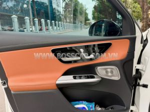 Xe Mercedes Benz GLC 300 4Matic 2023