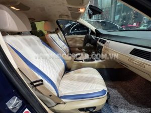 Xe BMW 3 Series 320i 2009