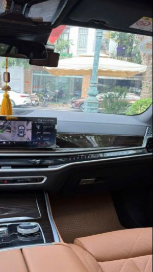 Xe BMW X5 xDrive40i M Sport 2025