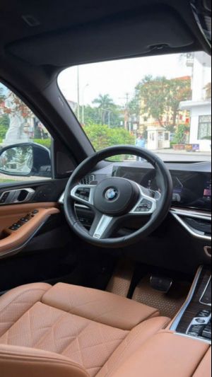 Xe BMW X5 xDrive40i M Sport 2025