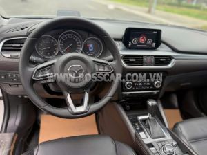 Xe Mazda 6 Premium 2.0 AT 2017