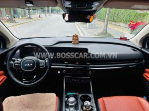 Xe Kia Carnival Signature 2.2D 2025