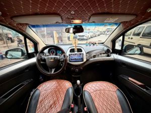 Xe Chevrolet Spark Duo Van 1.2 MT 2018