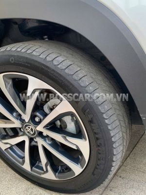 Xe Toyota Corolla Cross 1.8V 2024