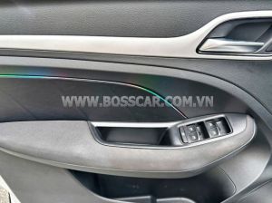 Xe MG ZS Standard 1.5 AT 2WD 2024
