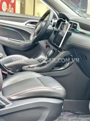 Xe MG ZS Standard 1.5 AT 2WD 2024