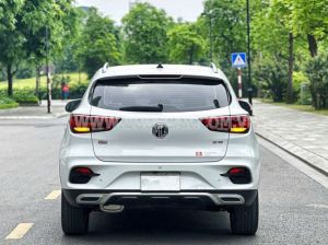 Xe MG ZS Standard 1.5 AT 2WD 2024