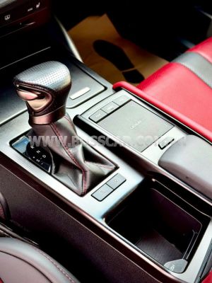 Xe Lexus ES 250 F Sport 2022