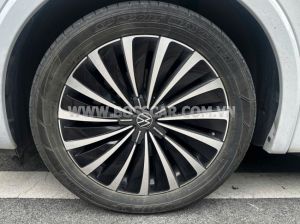 Xe Volkswagen Viloran Luxury 2024