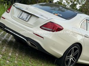 Xe Mercedes Benz E class E300 AMG 2016