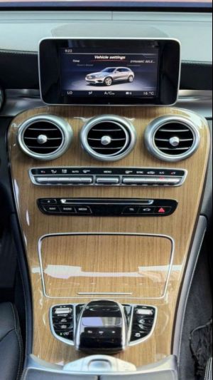 Xe Mercedes Benz GLC 250 4Matic 2016